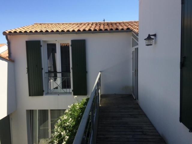 La Jolie Brise En Re Dans Residence Avec Piscine La Flotte Bagian luar foto